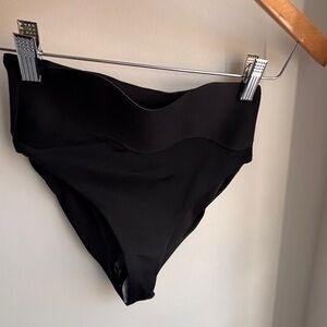 Bahia Maria Wave Bikini Bottoms• XS• Black•high-waisted•accentuates your curves